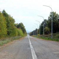 "Pourquoi ne pas lui donner, UNE AUTOROUTE !"